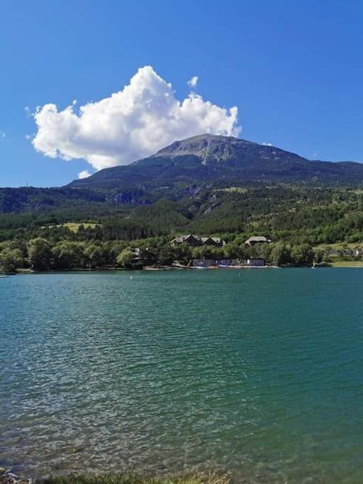 Duplex Cocooning Avec Vue Lac Et Montagnes Savines Exterior photo